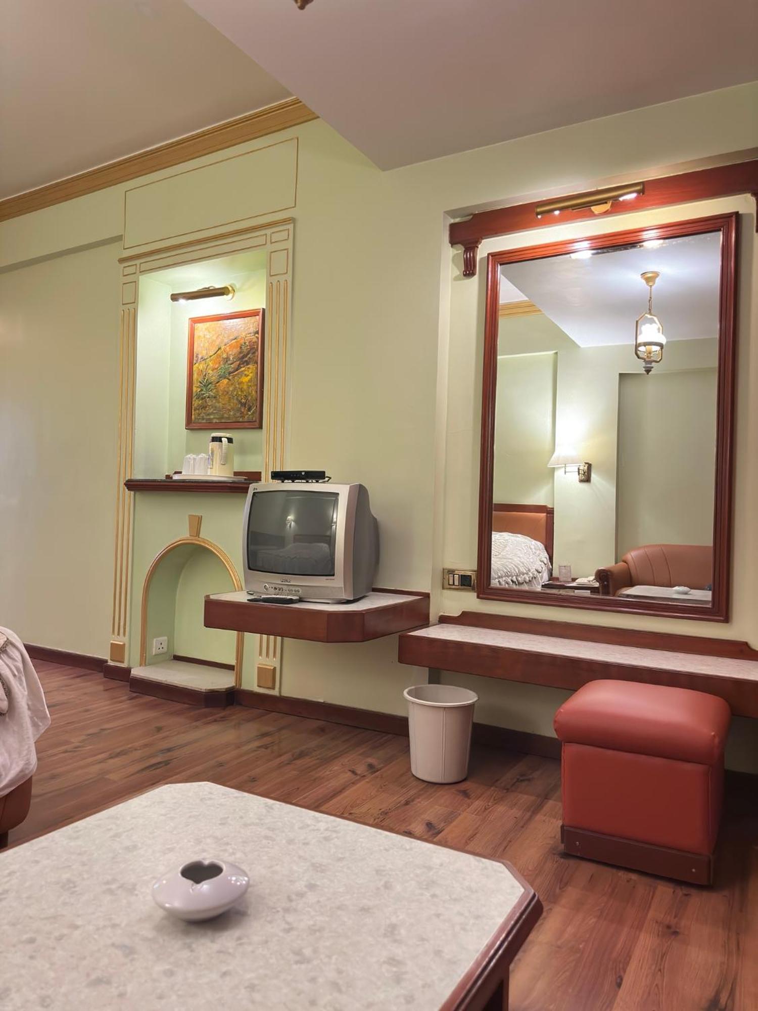 Hotel Nahar Nilgiris 乌提 外观 照片